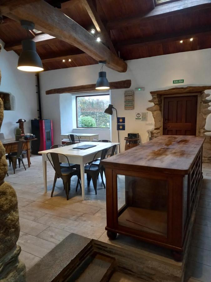 Albergue O Xistral Abadín Екстериор снимка
